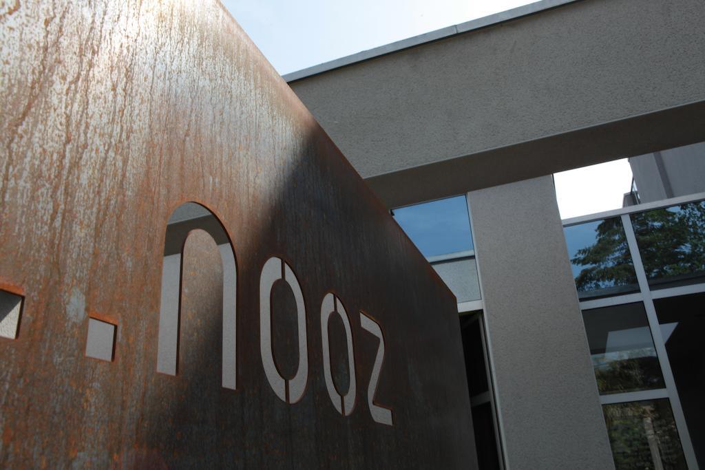 Nooz - Something Different? Villa Grobbendonk Bagian luar foto